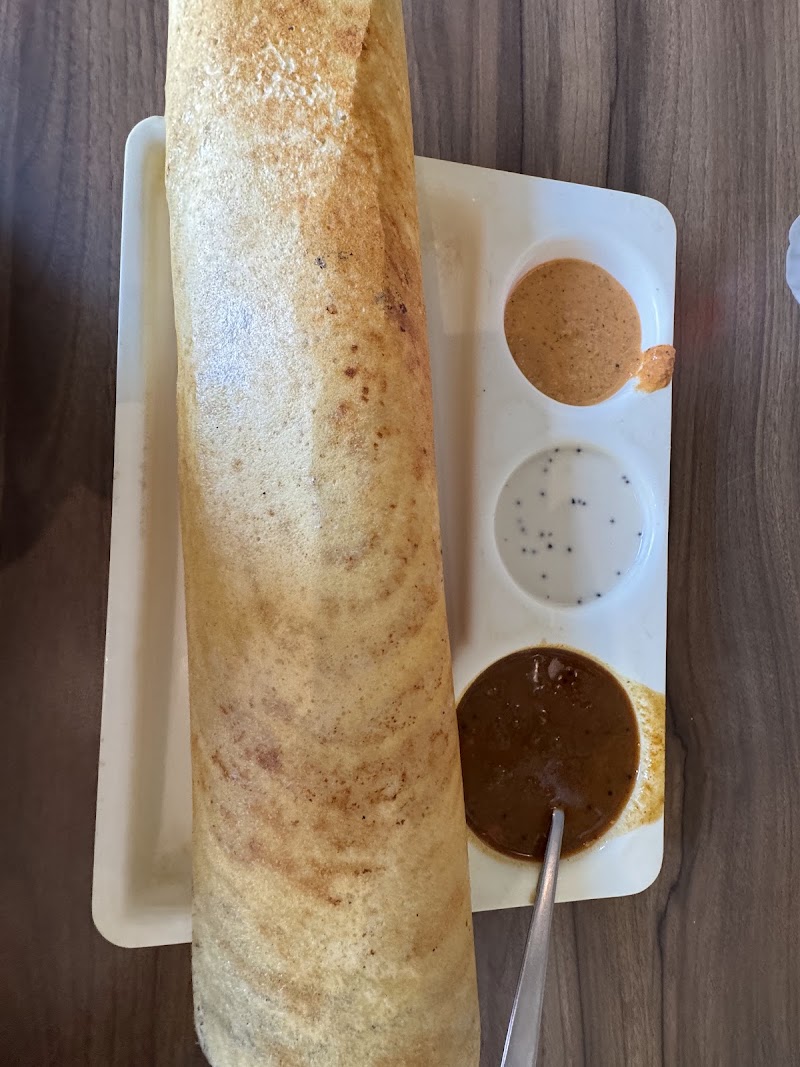 Red Chilli Restaurant - Red Chilli Restaurant B 36/4-7, Sankat Mochan, Lanka Rd, Tulsi Manas Mandir Colony, Crossing, Varanasi, Uttar Pradesh 221005, India