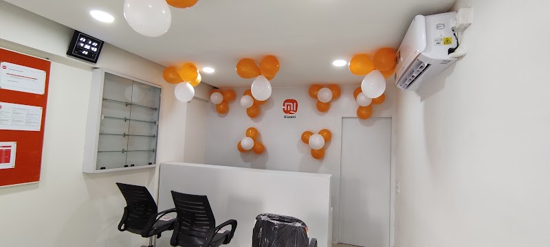 Mi Service Center, Gurudwara, Durg, Chhattisgarh (Vkare) - Mi Service Center, Gurudwara, Durg, Chhattisgarh (Vkare), Shop No-126,Ground Floor, Sadanand Chambers, Gurudwara Rd, behind Punjab National Bank, Sindhi Colony, Durg, Chhattisgarh 491001, India