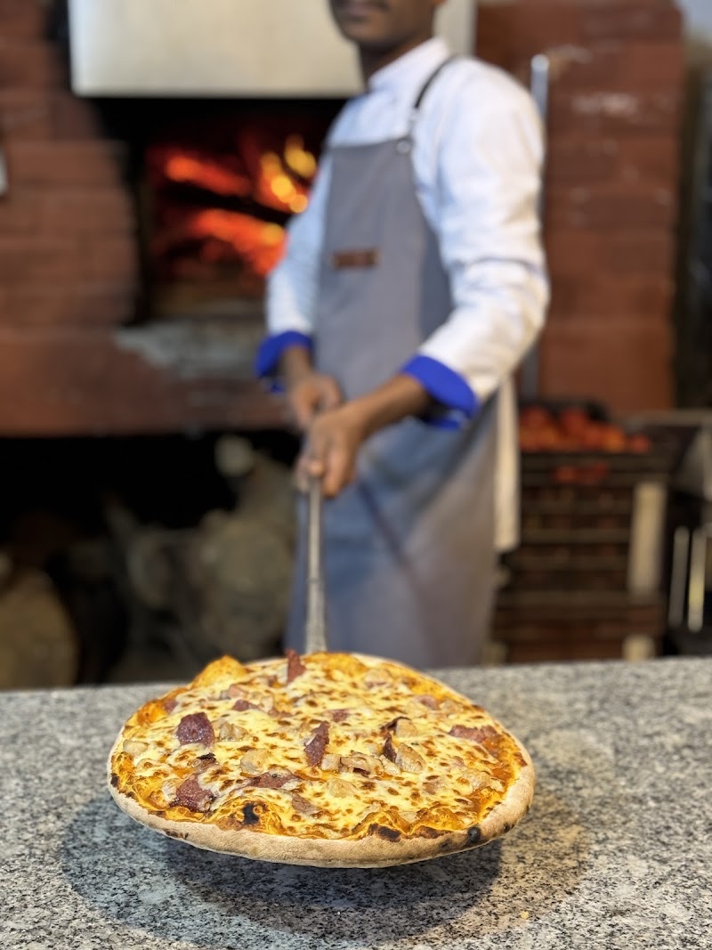 Best Godfather Pizzeria - Best Pizza in Town - Best Godfather Pizzeria - Best Pizza in Town, Lakeside In front of street no. 14, Pokhara 33700, Nepal