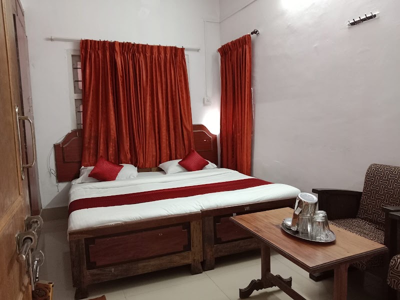 Hotel Caveri - Hotel Caveri CPFQ+7PC, Kannanda Bane, Madikeri, Karnataka 571201, India