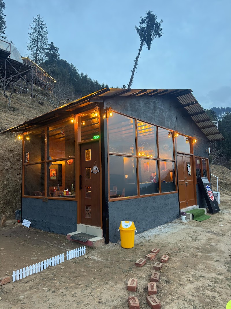 Route 24 Café - Sunset Soirée - Route 24 Café - Sunset Soirée, Curve 23, Hamta Road, Sethan, Manali, Himachal Pradesh 175143, India
