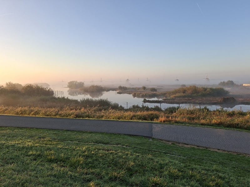 Bus stop, no vehicle entry - Bus stop, no vehicle entry Overwaard 2, 2961 AT Kinderdijk, Netherlands