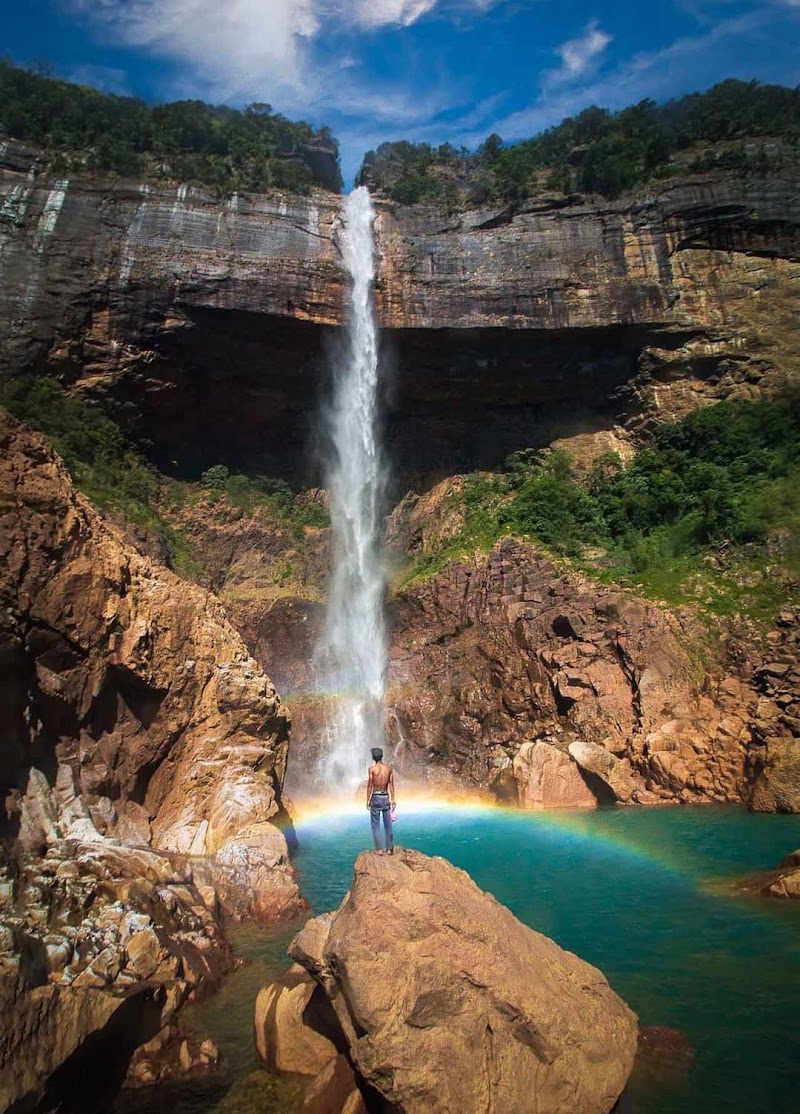 NohKaLikai Falls - NohKaLikai Falls NohKaLikai Falls, Meghalaya 793108, India