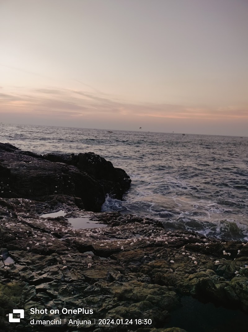 South Anjuna Beach - South Anjuna Beach, HPCR+3W2, Monteiro Vaddo, Anjuna, Goa 403509, India