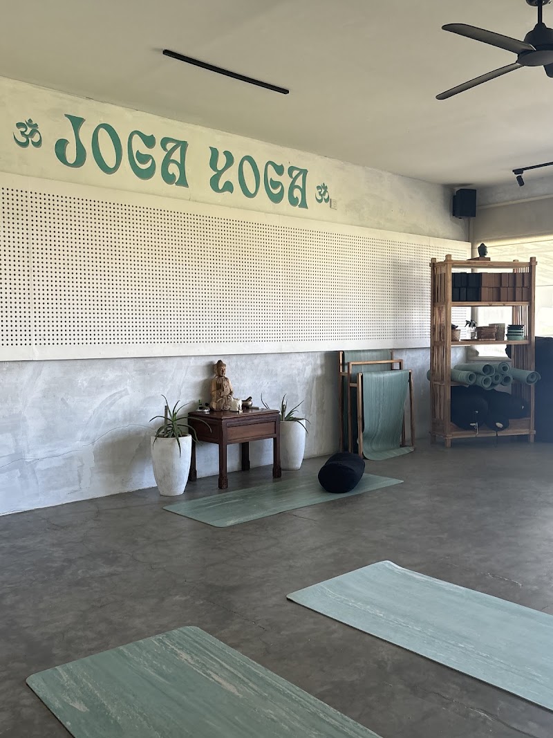 Joga Yoga - Joga Yoga Jl. Pantai Batu Bolong, Canggu, Kec. Kuta Utara, Kabupaten Badung, Bali 80361, Indonesia