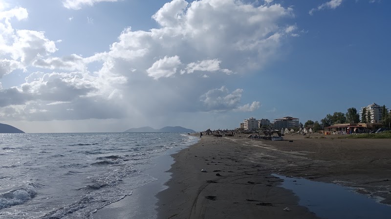 Plazhi i Vjeter - Plazhi i Vjeter, Rr. Sazani, Vlorë, Albania