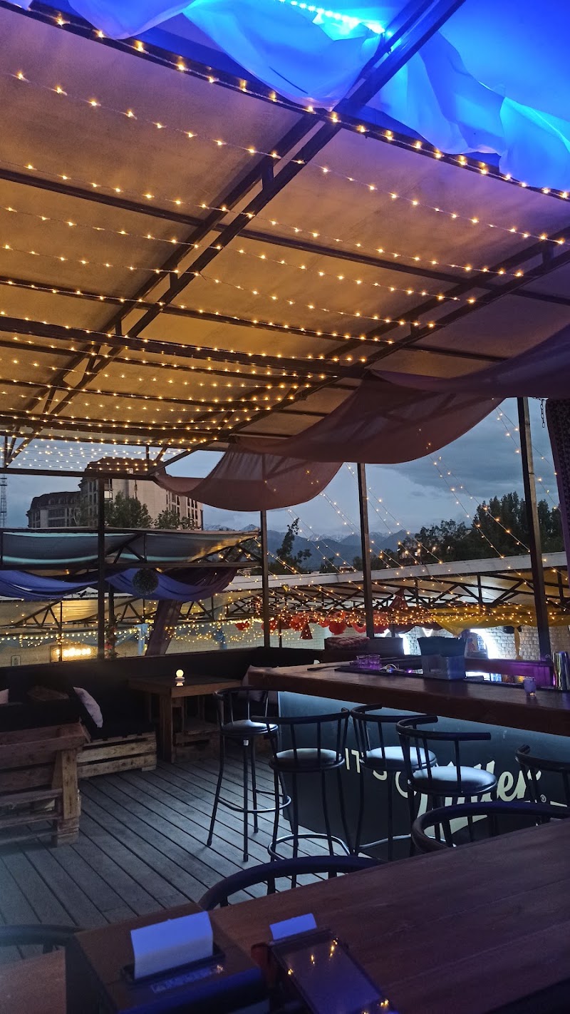 Sky Bar - Sky Bar, Zheltoksan St 142, Almaty 050000, Kazakhstan