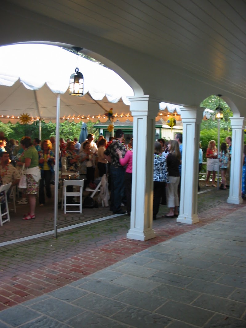 Governor's Inn & Restaurant - Governor's Inn & Restaurant 78 Wakefield St, Rochester, NH 03867, USA
