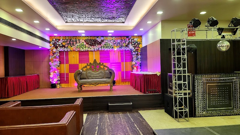 Swiss Hotel - Swiss Hotel G.T Road, Near LIC building, Opp Indian Oil Petrol Pump, Near opulent mall, 140, 3, Kotgaon, Kotgaon Village, Daulatpura, Ghaziabad, Uttar Pradesh 201009, India