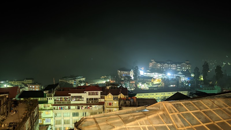 Hotel North Star - Hotel North Star, 26, HD Lama Rd, near Mall Road, Chauk Bazaar, Darjeeling, West Bengal 734101, India