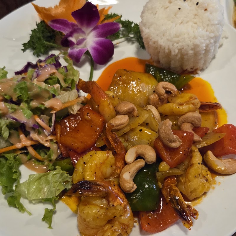 Hoang's Restaurant - Vietnamese Restaurant & Vegan Food - Hoang's Restaurant - Vietnamese Restaurant & Vegan Food 54 P. Hàng Buồm, Hàng Buồm, Hoàn Kiếm, Hà Nội 100000, Vietnam