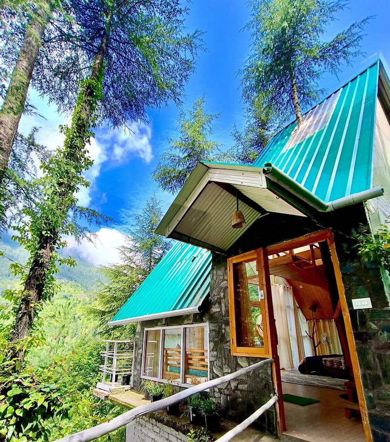 Jibhi Homestead cabin and Tree House