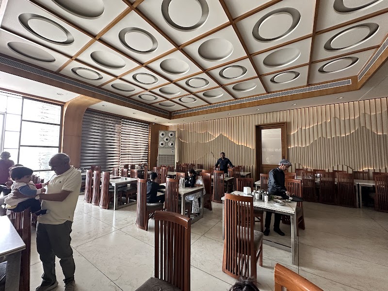 SHIVA DHABA - SHIVA DHABA PV62+HQP, Chakrasenpur Babugarh, Allabuxpur Urf Bagadpur, Uttar Pradesh 245201, India