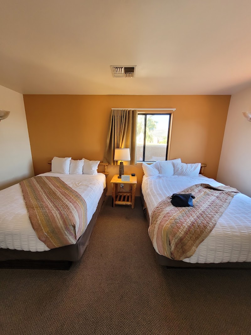 Sedona Village Lodge - Sedona Village Lodge, 105 Bell Rock Plaza, Sedona, AZ 86351, USA