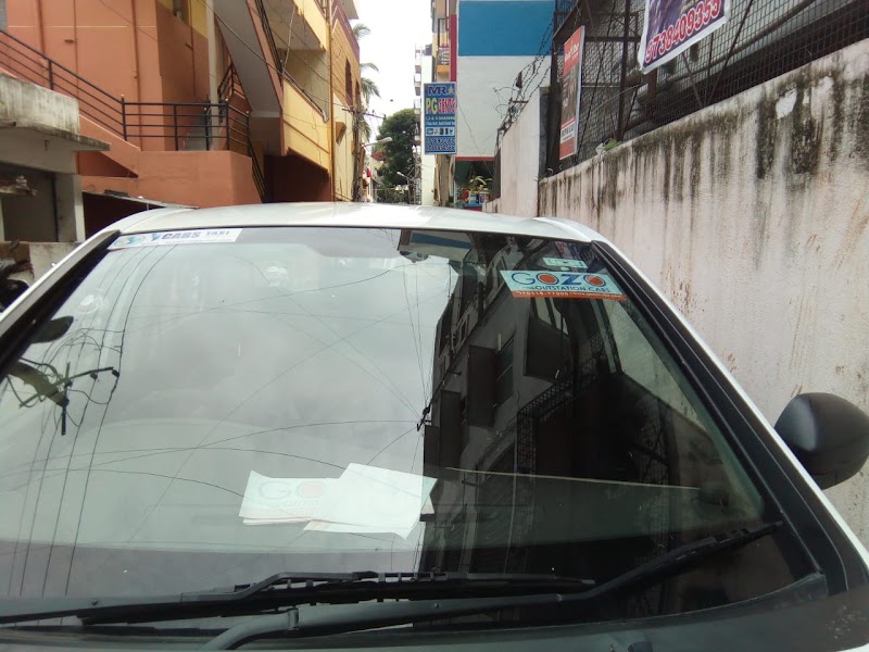 Gozo Cabs – Outstation, Airport & Local Rentals - Gozo Cabs – Outstation, Airport & Local Rentals F - 210, UGF, Sushant shopping arcade, Sushant Lok Phase I, Kanahi, Gurugram, Haryana 122009, India