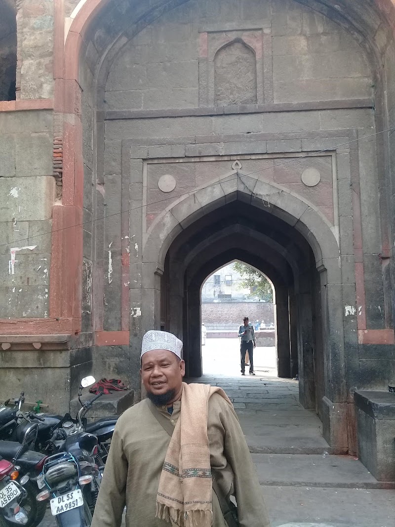 Ghalib Academy - Ghalib Academy Plot No-168 1, H6RV+J74 Banglewali Masjid, Plot No-168, Markaz, near Alami, Nizamuddin, Nizammudin West Slum, 1, Nizamuddin West, New Delhi, Delhi 110013, India