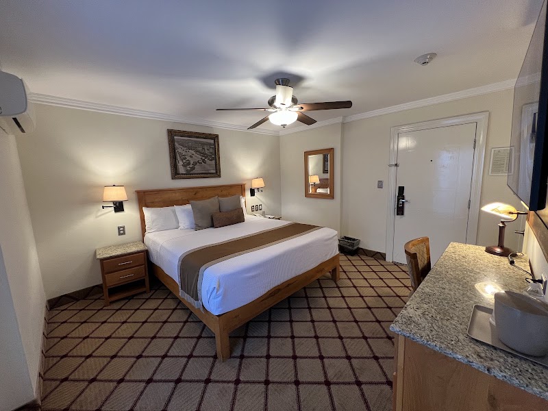 Hotel Caesars - Hotel Caesars, Av. Revolución 1079, Zona Centro, 22350 Tijuana, B.C., Mexico