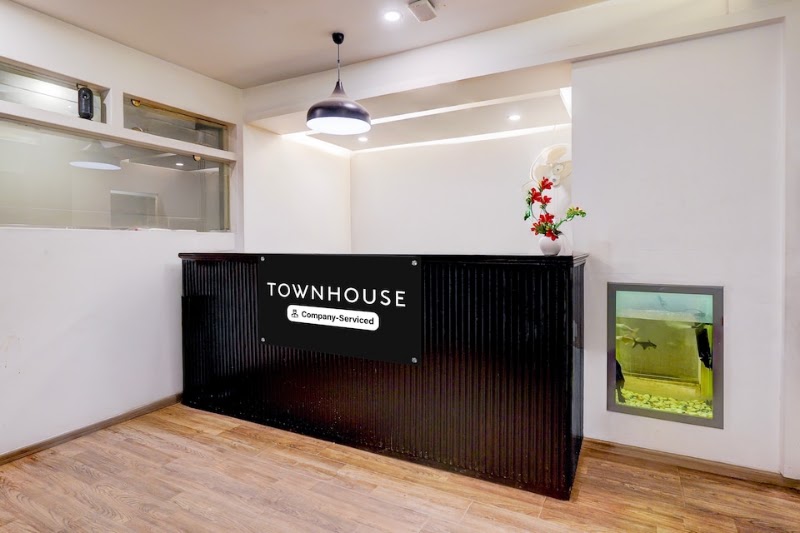 Super Townhouse by OYO Kanakpura Road Formerly Panchavati Comforts - Super Townhouse by OYO Kanakpura Road Formerly Panchavati Comforts, 253/6&7, Vasanthapura Main Road, Kanakapura Main Rd, near Yelachenahalli Metro Station, Prasanti Nagar, ISRO Layout, Bengaluru, Karnataka 560111, India