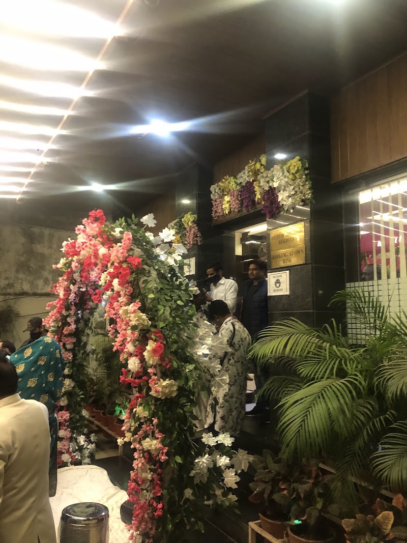 Hotel Flowers Inn - Hotel Flowers Inn MPB 29, Mahaveer Nagar 1st Infront of City Mall &, Best Price, Mahaveeer Nagar 1, Mahaveer Nagar Housing Board Colony, Mahaveer Nagar, Kota, Rajasthan 324005, India