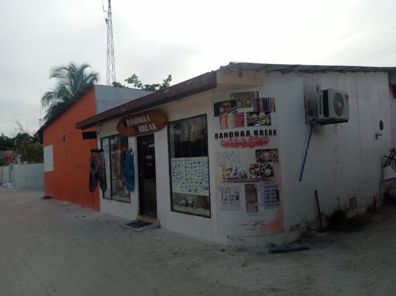 Randhaa Break - Randhaa Break Rahdhebai Magu, Thulusdhoo 08040, Maldives