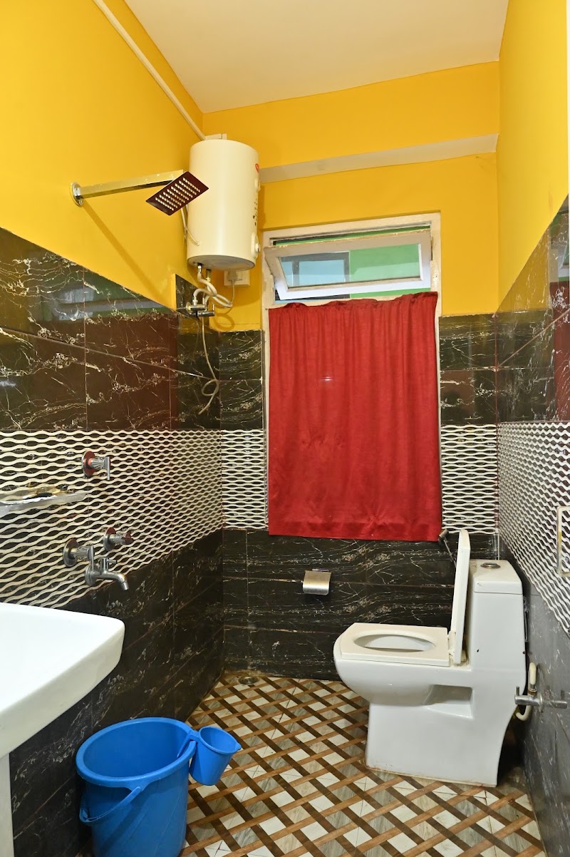 The Kohinoor (Fooding & Lodging) - The Kohinoor (Fooding & Lodging) Near, Masjid Line Rd, Jorethang, Sikkim 737121, India
