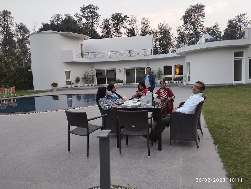 DLF Farms Chattarpur - DLF Farms Chattarpur, dimple 4 9C Gate, Gali Number 1, Block S, Rajpur Khurd Extension, Chhatarpur, New Delhi, Delhi 110074, India