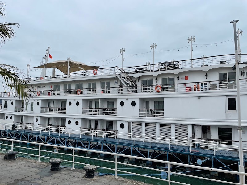 Paradise Peak Cruise - Paradise Peak Cruise, Gate 01, Tuan Chau Marina, Halong Bay, Halong, Quảng Ninh 200000, Vietnam