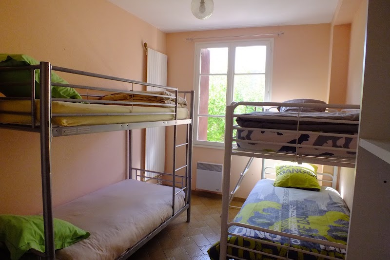 Appartements coeur de village - Appartements coeur de village 2 Rue de l'Église, 12230 Saint-Jean-du-Bruel, France