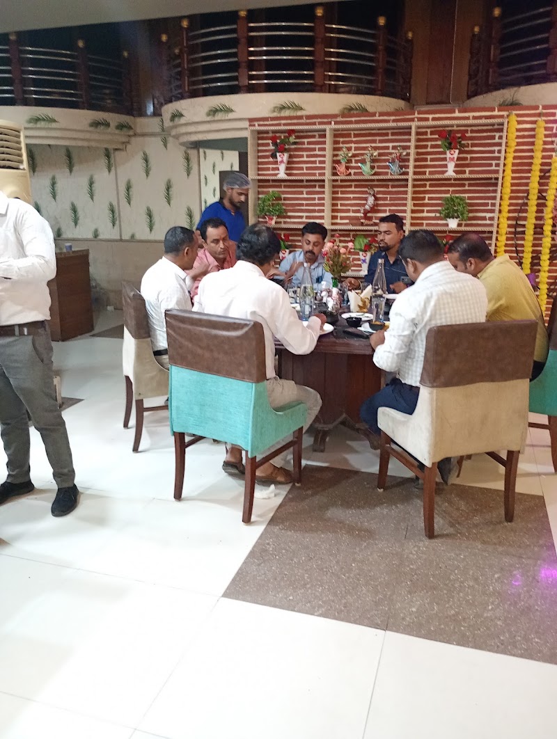 Tandoori Nights Vns Restaurant & Banquet - Tandoori Nights Vns Restaurant & Banquet, In Hotel Padmini International, Sigra - Mahmoorganj Rd, Near Padmini Hotel, Mahmoorganj, Varanasi, Uttar Pradesh 221010, India