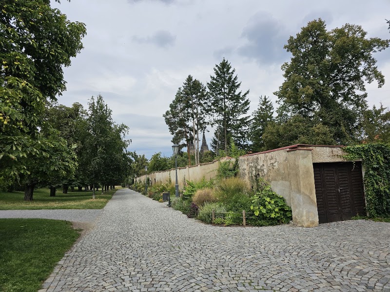 Vyšehradské sady - Vyšehradské sady V Pevnosti 159/5b, 128 00 Praha 2-Vyšehrad, Czechia