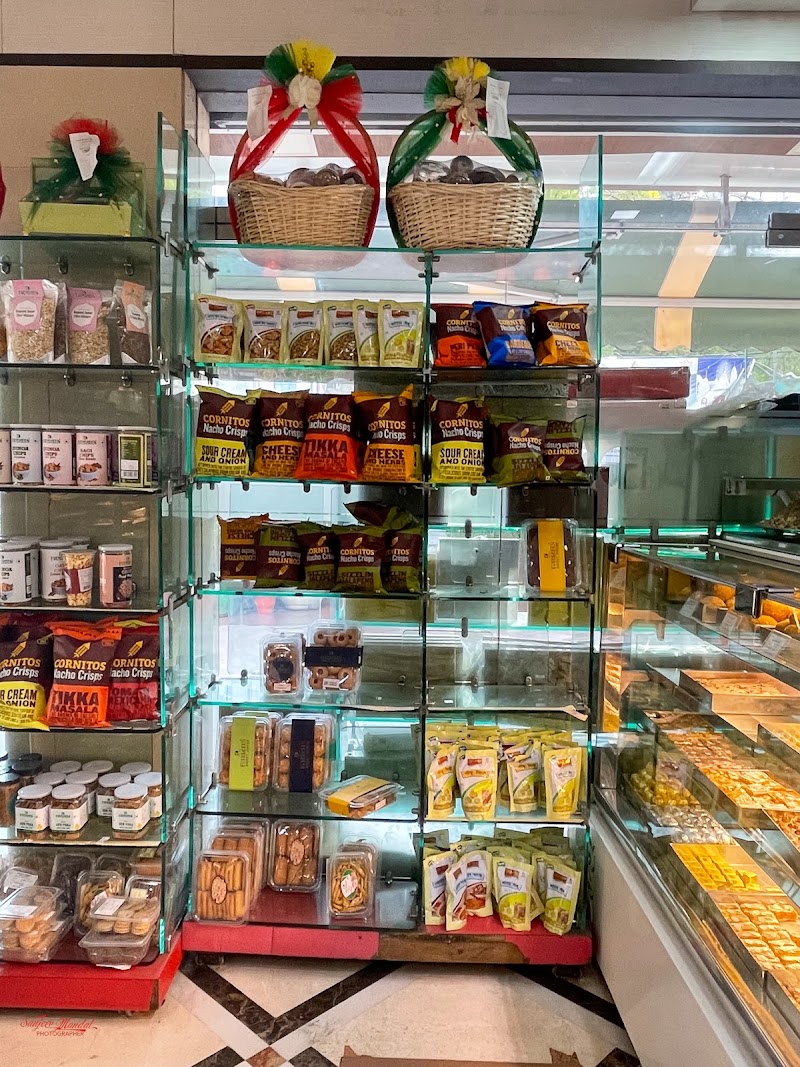 EVERGREEN SWEET HOUSE - EVERGREEN SWEET HOUSE, S-29 - 30, MARKET, Block S, Green Park, New Delhi, Delhi 110016, India
