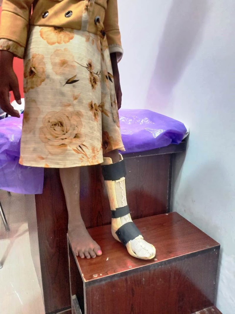 Samarthya Healthcare Clinic (Dr Amit Mishra, PO) - Samarthya Healthcare Clinic (Dr Amit Mishra, PO), near Rajendra College Gandhi Stadium, Saraswati Nagar, Neheru Nagar, Balangir, Odisha 767002, India