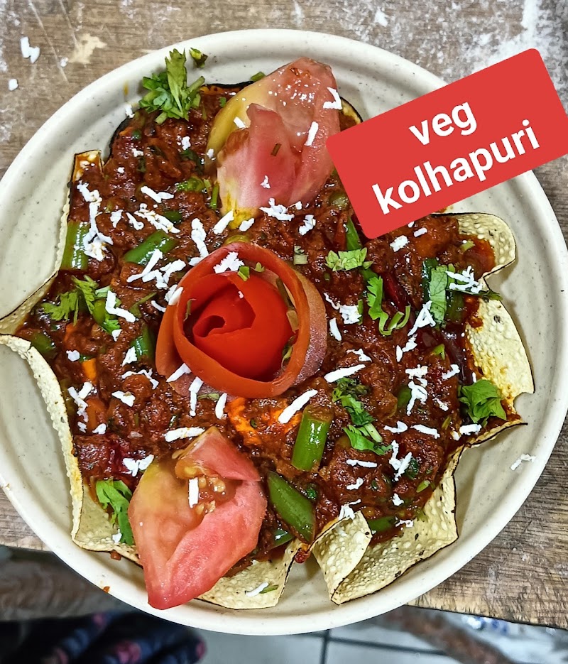 Shivdham restaurant and Taxi service - Shivdham restaurant and Taxi service Femous ice cream ke pichhe, Shivdham restaurant Sai mandir ki gali, mahakal mandir choraha, Kot Mohalla, Suraj Nagar, Ujjain, Madhya Pradesh 456006, India