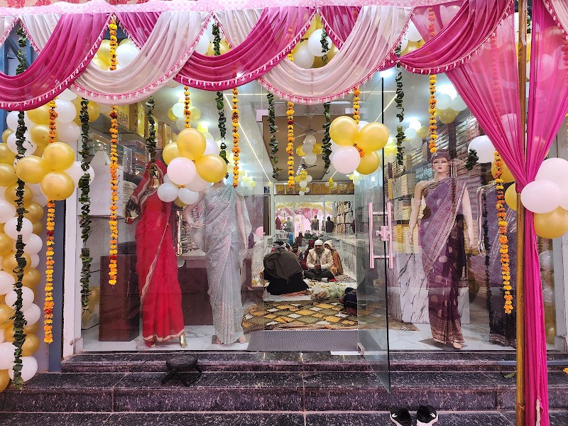 Preetizilla Fashion & Purvanchal collections Pvt. Ltd. - Preetizilla Fashion & Purvanchal collections Pvt. Ltd. UA-226B, Ground floor NKV colony, Vaishnav Enclave, Dhumaspur Rd, Dhumaspur, Sector 67A, Gurugram, Haryana 122101, India