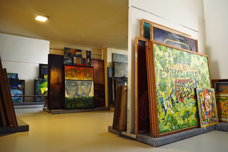 Archer Art Gallery - Archer Art Gallery 1st Floor, Phoenix Near, Vijay Cross Rd, N.K.Group Society, Navarangpura, Roads, Navrangpura, Ahmedabad, Gujarat 380009, India