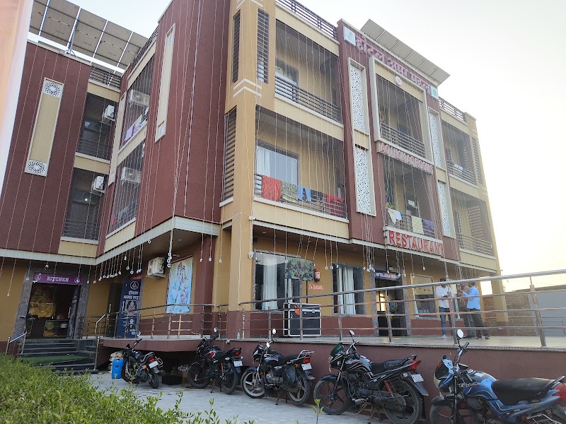 Amar Mahal Hotel - Amar Mahal Hotel Reengus Rd, Khatoo, Rajasthan 332404, India