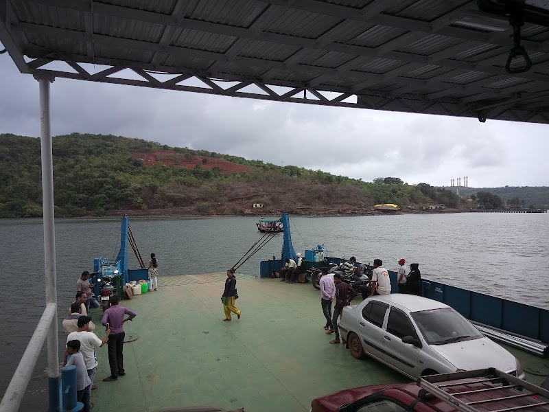 Dabhol Dhopave Ferry Service - Dabhol Dhopave Ferry Service, Dabhol, Maharashtra 415703, India