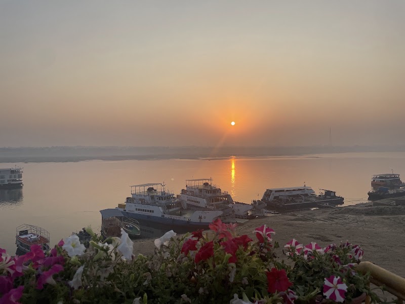 Hotel Ganga Garden - Hotel Ganga Garden Ravidas Ghat, Nagwa Rd, Near Assi Ghat, Dumraon Colony, Varanasi, Uttar Pradesh 221005, India