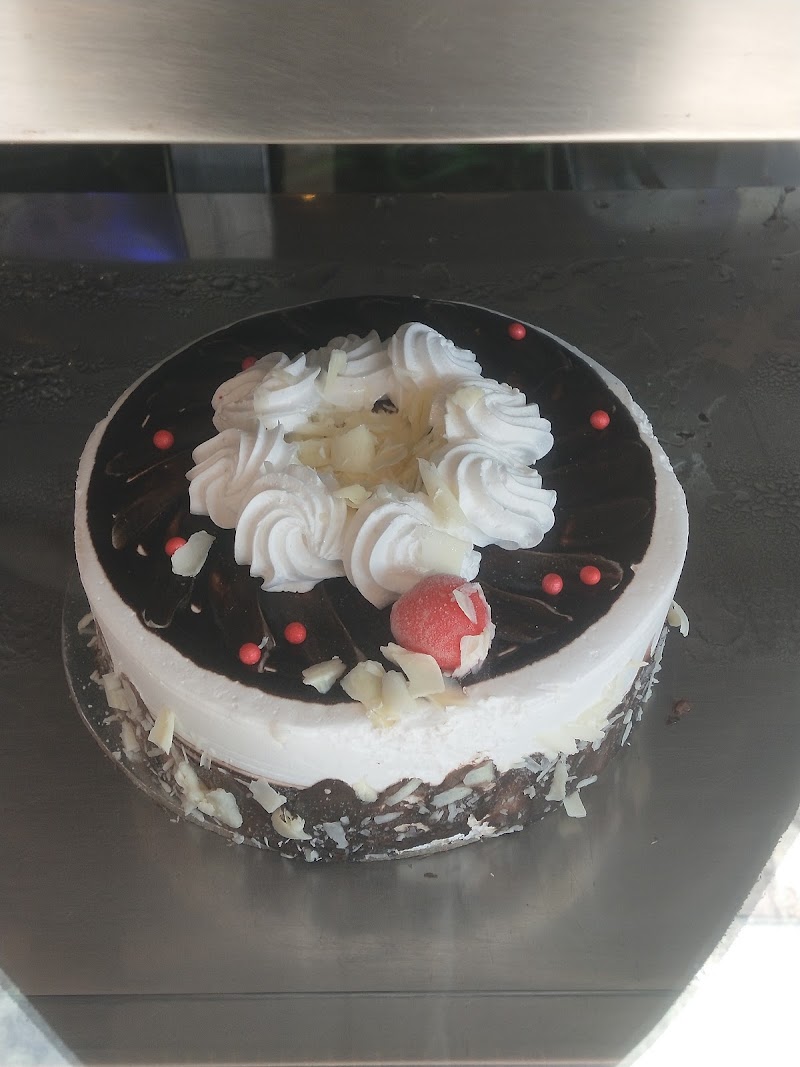 PAUL'S BAKERY AND CONFECTIONERY - PAUL'S BAKERY AND CONFECTIONERY, Joginder Nagar, Himachal Pradesh 175015, India