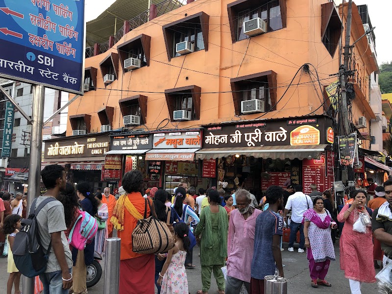Mathura Walo Ki Pracheen Dukaan - Mathura Walo Ki Pracheen Dukaan X539+F4H, Moti Bazar Rd, near Thanda Kuan, Haridwar, Uttarakhand 249401, India