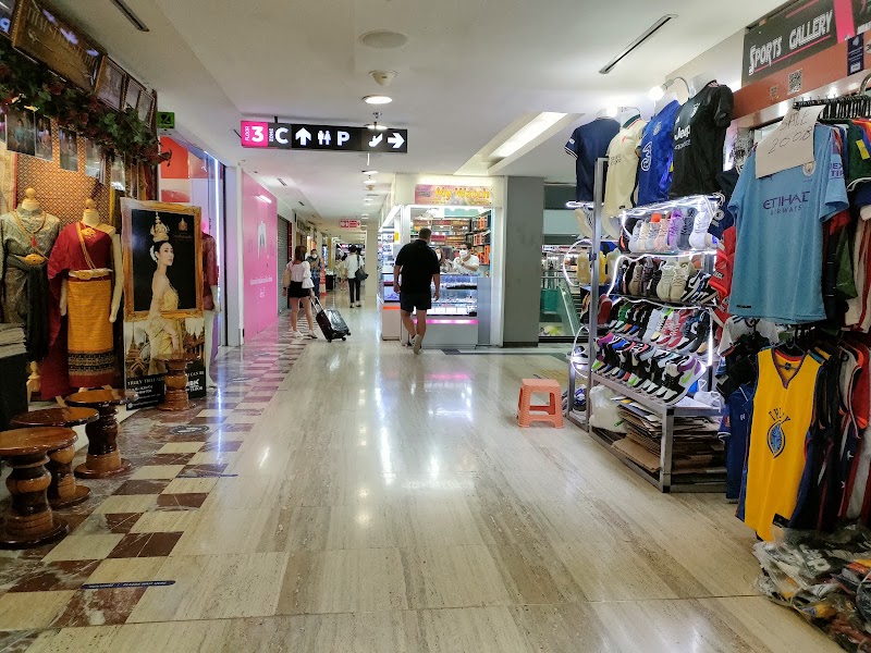 MBK CENTER - MBK CENTER 444 Phaya Thai Rd, Khwaeng Wang Mai, Subdistrict, Krung Thep Maha Nakhon 10330, Thailand