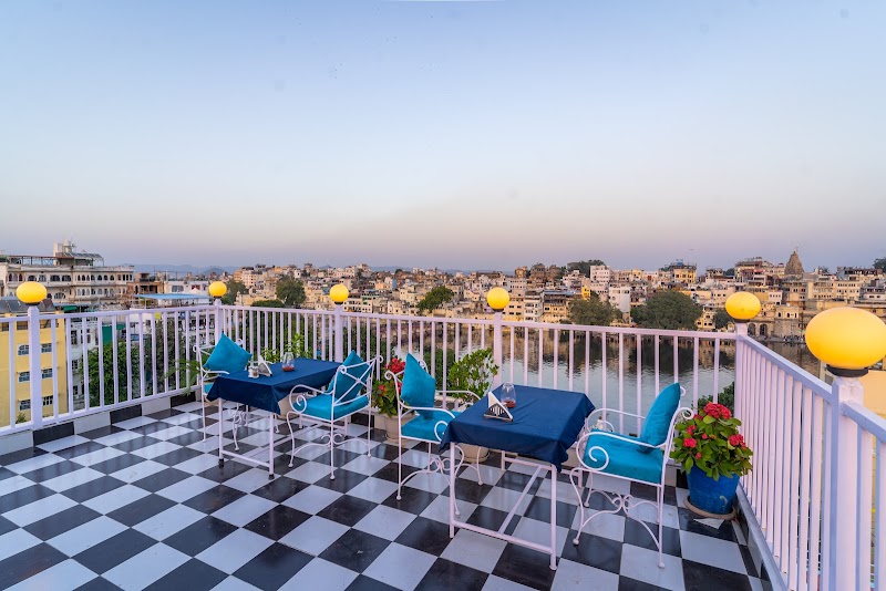 UPRI MANZIL ROOFTOP RESTAURANT BY STORICA STAYS - UPRI MANZIL ROOFTOP RESTAURANT BY STORICA STAYS 47,Punch Devri Marg, Out Side, Hanuman Ghat, Ambrai Rd, Chand Pole, Ambamata, Udaipur, Rajasthan 313001, India