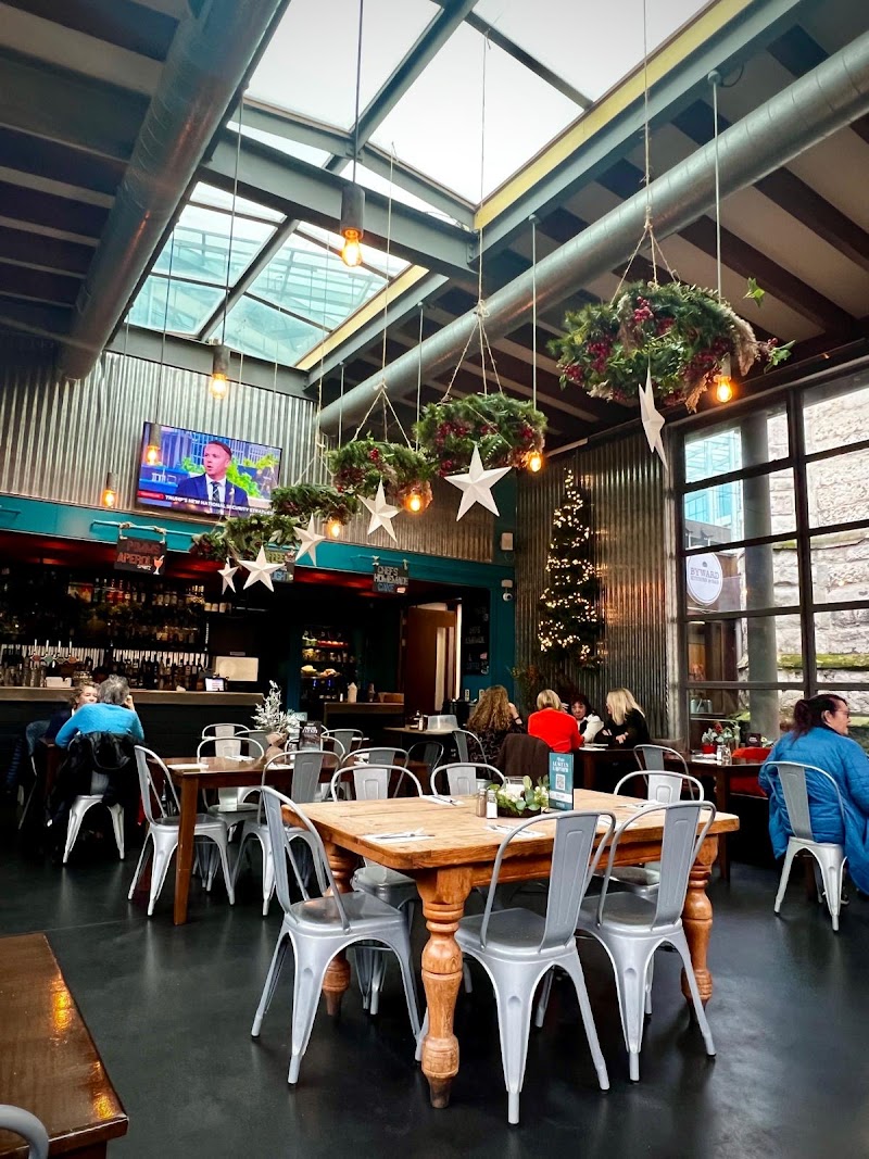 Byward Kitchen and Bar - Byward Kitchen and Bar Byward St, London EC3R 5BJ, UK
