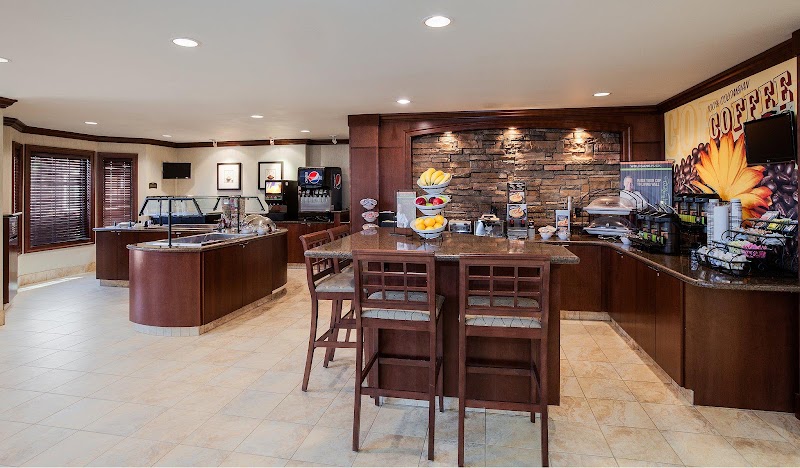 Staybridge Suites El Paso Airport Area by IHG - Staybridge Suites El Paso Airport Area by IHG 6680 Gtwy Blvd E, El Paso, TX 79915, USA