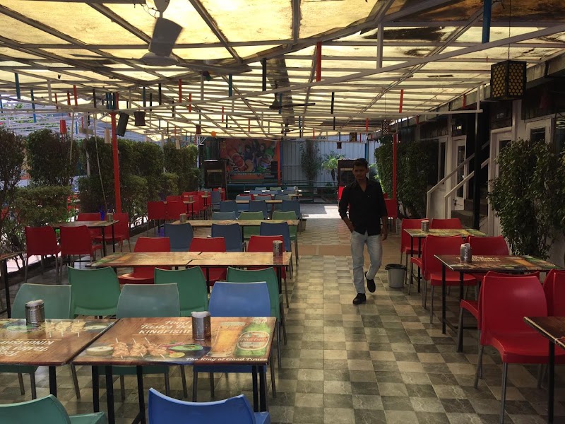 2nd Wife Restaurant - 2nd Wife Restaurant 97, Sector 43 Service Rd, Block D, Sector 44, Gurugram, Haryana 122003, India