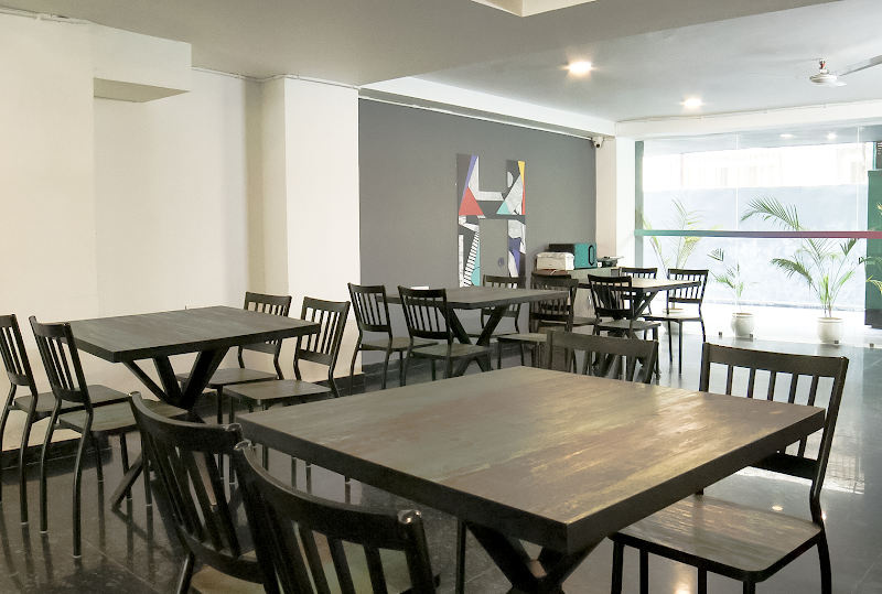 Housr 46 M2K Corp - Housr 46 M2K Corp, 1412, Huda Colony, Sector 46, Gurugram, Haryana 122003, India