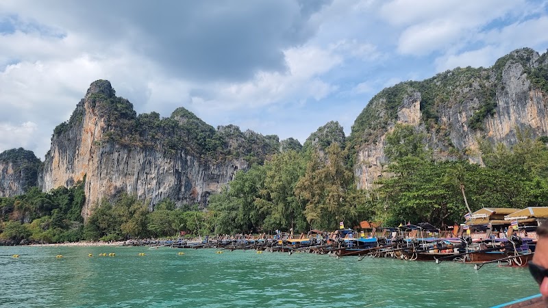 Long Boat Pick Up Point - Long Boat Pick Up Point, 4203, Tambon Ao Nang, Amphoe Mueang Krabi, Chang Wat Krabi 81180, Thailand