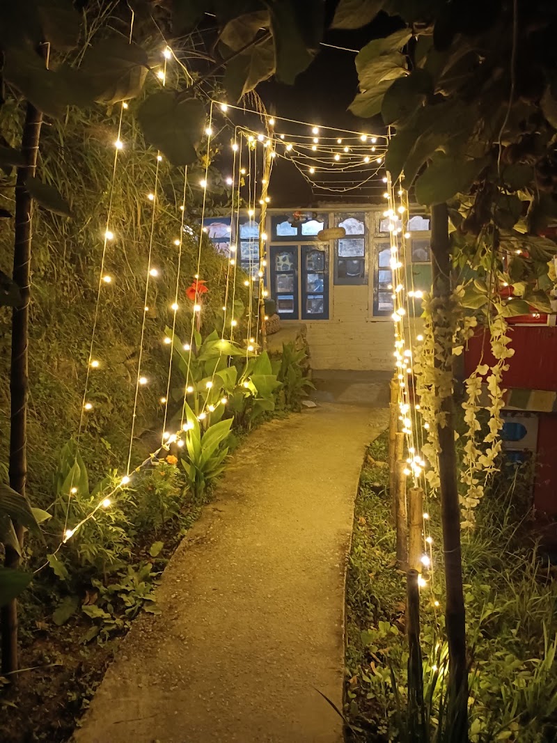 Rudrani Stays & Cafe, Jibhi - Rudrani Stays & Cafe, Jibhi Rudrani Stays, Old, Market, Jibhi, Rashala, Himachal Pradesh 175123, India
