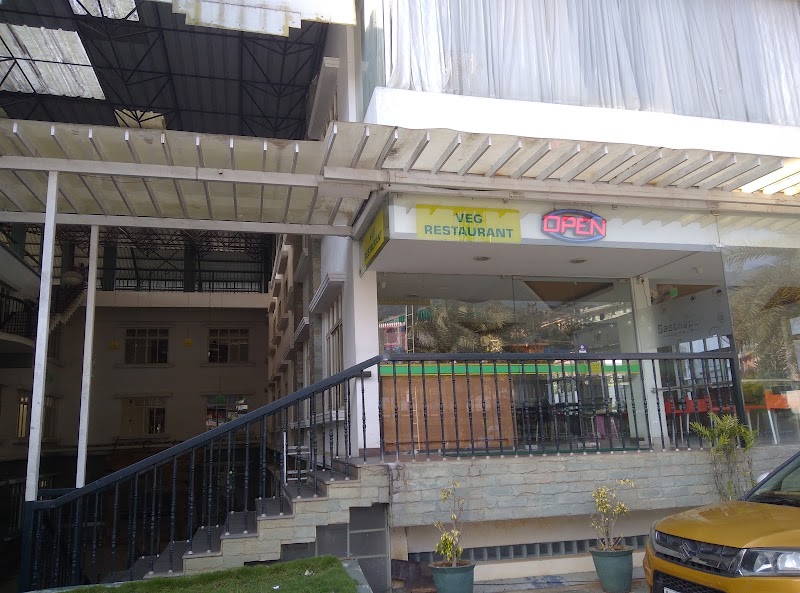 A.P.S FAMILY RESTAURANT VEG - NON VEG - A.P.S FAMILY RESTAURANT VEG - NON VEG, Kollegal Rd, main circle, ⭕️, Malavalli, Karnataka 571430, India