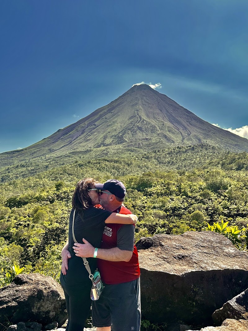 ALL TOURS COSTA RICA | NATIONAL TOUR OPERATOR - ALL TOURS COSTA RICA | NATIONAL TOUR OPERATOR, Alajuela Province, La Fortuna, 21007, Costa Rica